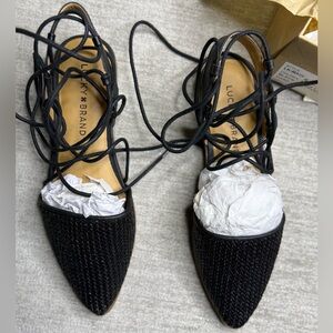 Lucky Brand Mackenill Black Lace-Up Flats Women’s Size 7.5